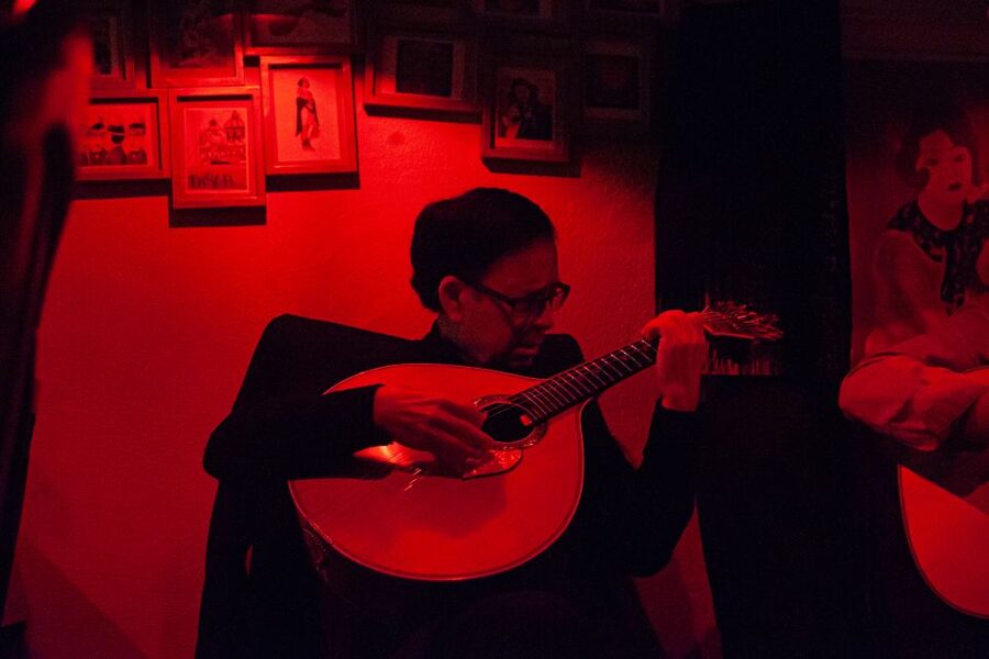 Lisbon: Alfama Tour and Live Fado with Traditional Dinner - Starting at Rossio and entering old Lisbon