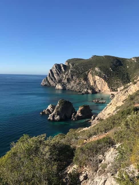 Lisbon: Arrabida Park Kayak Tour with Beach Picnic - The guides are the heart of the experience