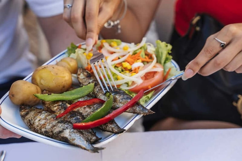 Lisbon: Baixa Food Walking Tour with Drinks - Praça Dom Pedro IV and Lisbon’s central squares
