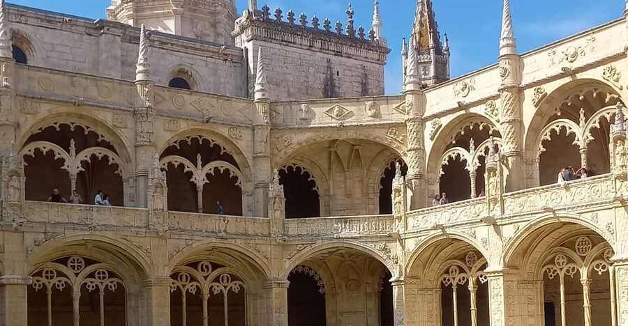 Lisbon: Belem, Jeronimos Monastery, and Coach Museum Tour - Why the skip-the-line start matters at Jerónimos Monastery