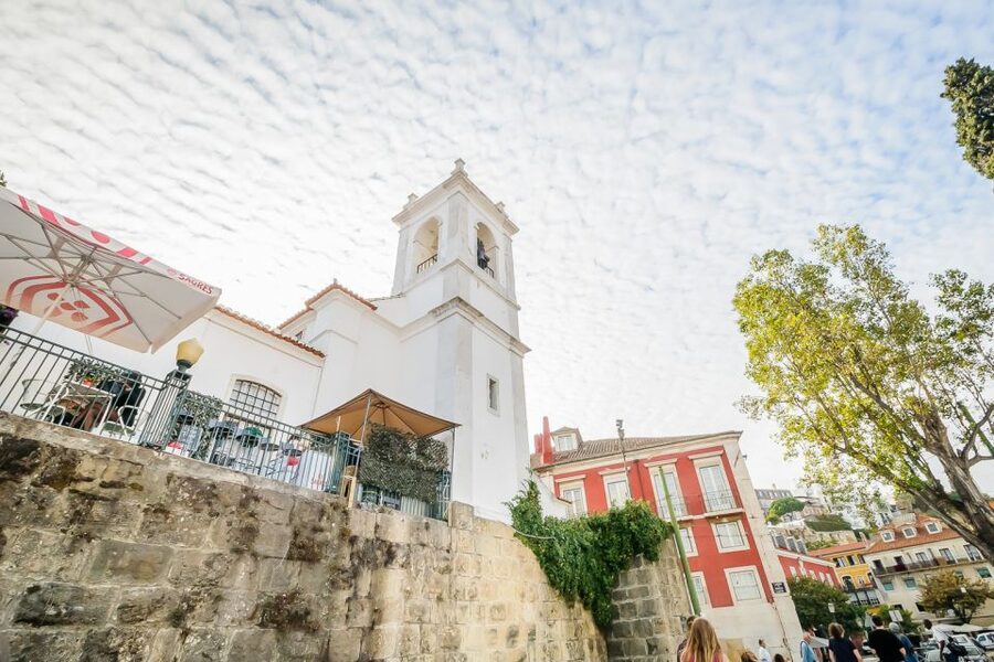 Lisbon: Best of City Private Walking Tour - Carmo Square and the Carnation Revolution