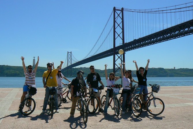 Lisbon Bike Tour: Downhill Downtown Lisbon to Belém - Starting above the city at Parque Eduardo VII