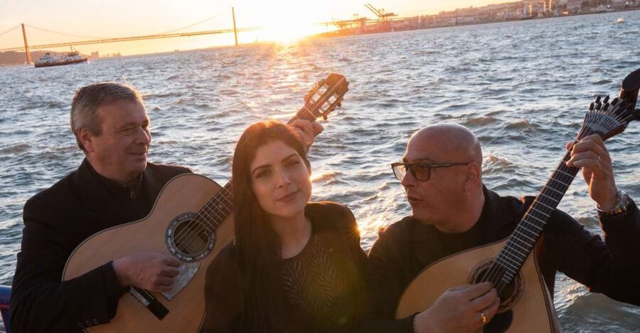 Lisbon: Boat Cruise with Live Fado Performance and a Drink - Key points to know before booking