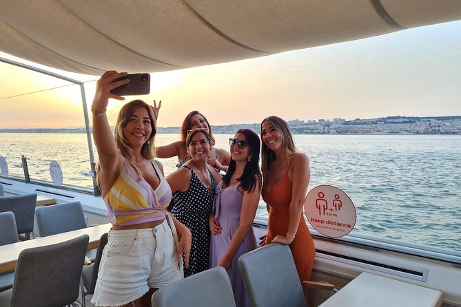 Lisbon Boat ride on Tagus river - What this Tagus cruise actually offers