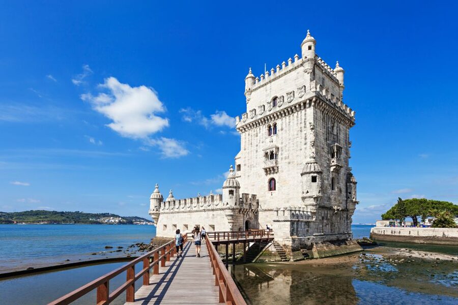 Lisbon: Boat Tour Ticket and Hop-on Hop-off 48-Hour Bus. - Who should book this Lisbon combination ticket?