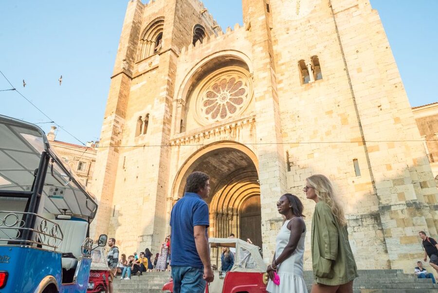 Lisbon by Tuk Tuk Guided Tour: City of Neighborhoods - Price and value for a small private group