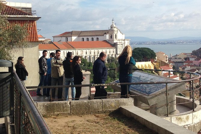 Lisbon: City Tour by Tuk Tuk - Starting among Alfama’s narrow lanes