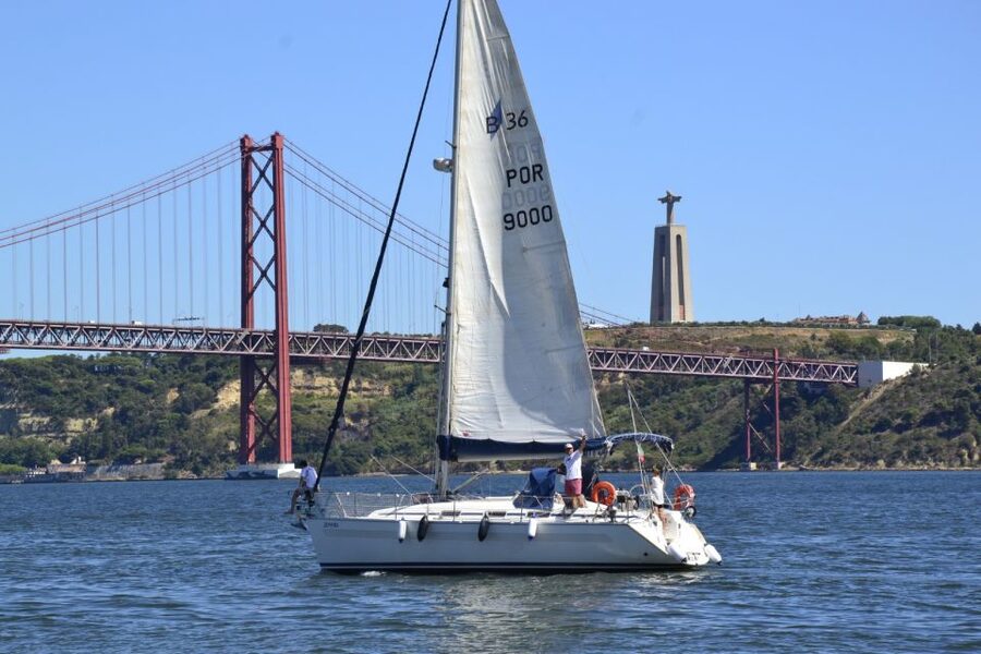 Lisbon: Day and Sunset Tour on the Tagus River - Is $35 a good value?