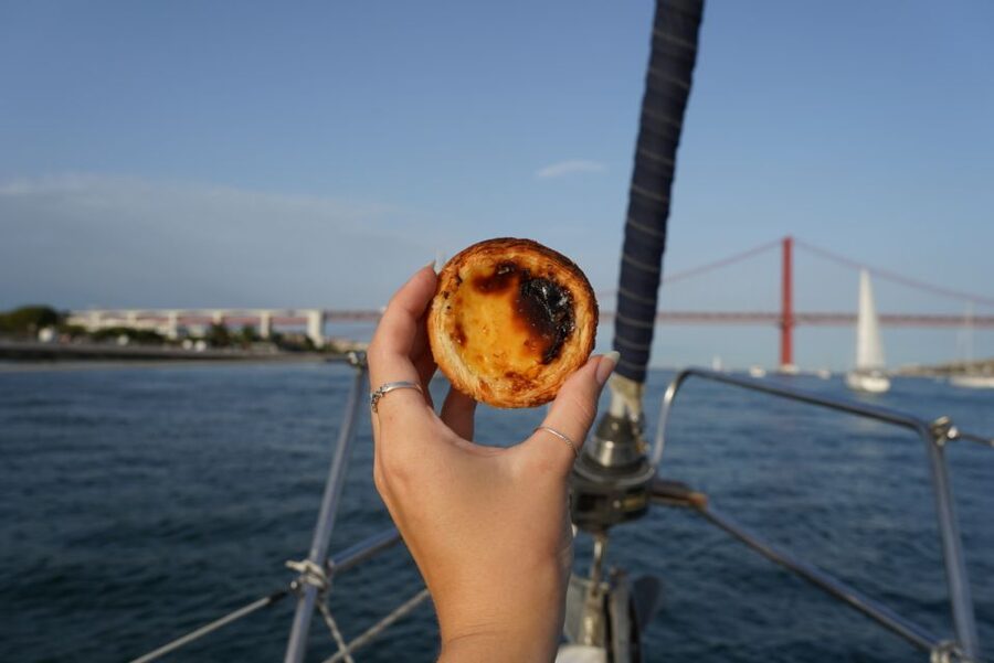 Lisbon: Daytime or Sunset Boat Cruise with History and Wine - Ponto Final and the south-bank perspective
