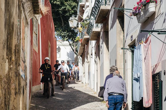 Lisbon E-Bike Tour Commerce Square, Mouraria and Alfama - Martim Moniz and Senhora do Monte