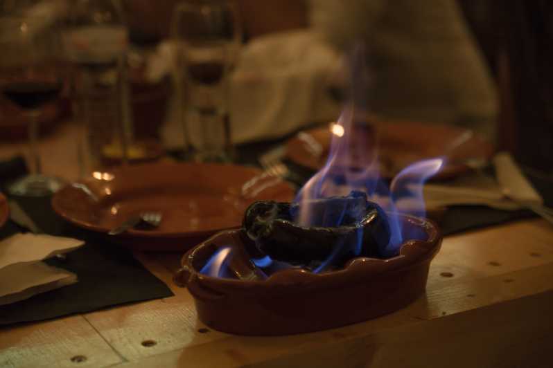 Lisbon: Fado Night with Dinner with Live Performance - Key points to know before booking