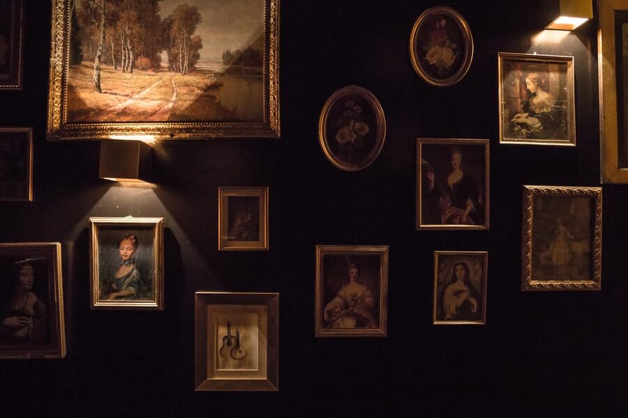 Lisbon: Fado Night with Dinner with Live Performance - Service and the welcoming mood