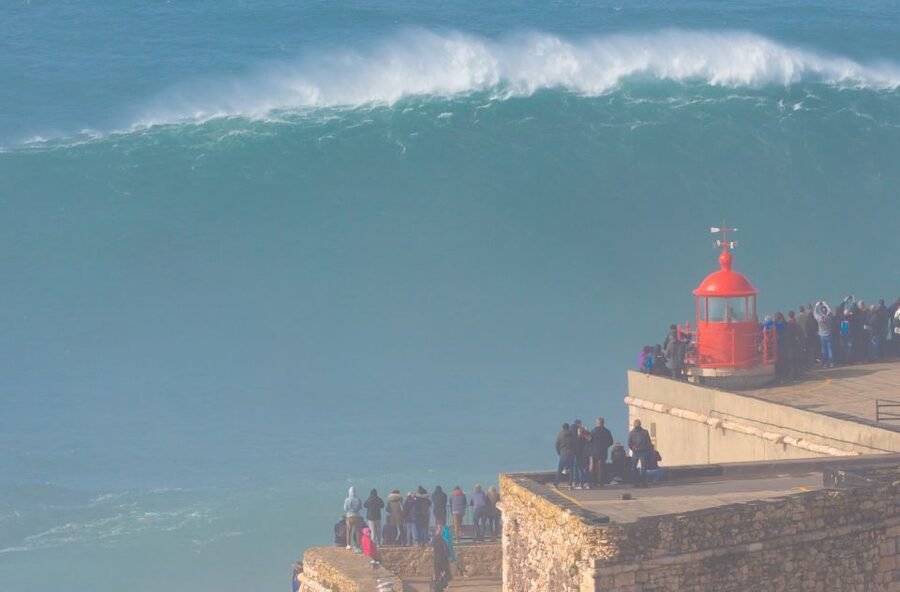Lisbon: Fátima, Nazaré, Óbidos & São Martinho do Porto Tour - Four details that define this day trip