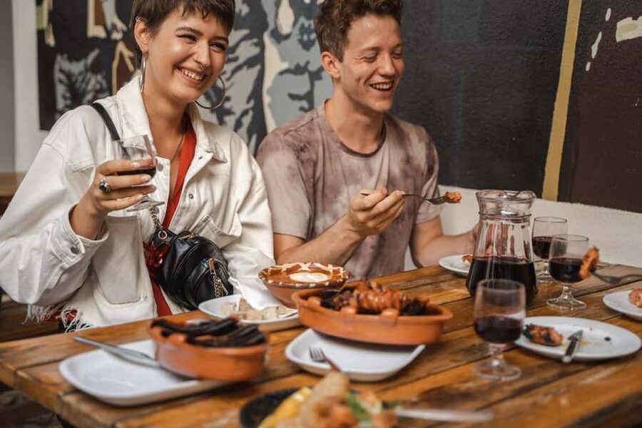 Lisbon: Food Tour with Local Tastings and Drinks - Baixa de Lisboa: food and city history together