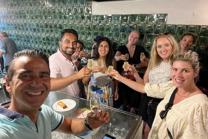 Lisbon Foodies Small-Group Walking Tour - What the food program really includes