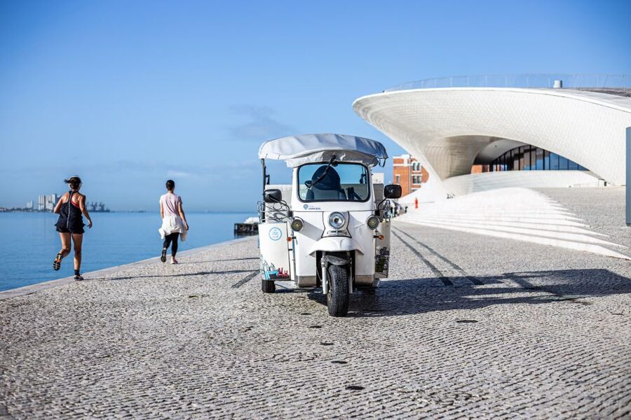 Lisbon: Half-Day Private Guided Tuk-Tuk Tour - Why a tuk-tuk works so well in Lisbon