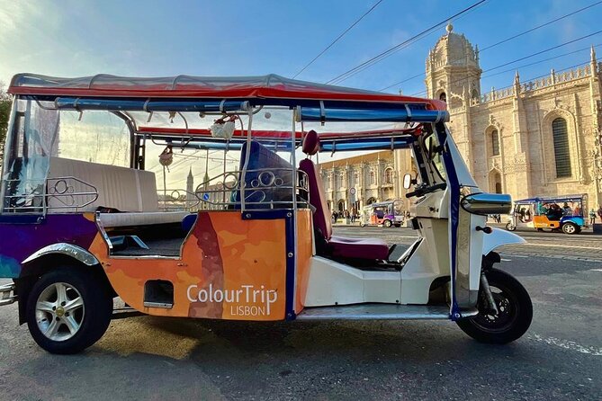 Lisbon Highlights: Private Tuk Tuk Tour Adventure Sightseeing - São Vicente, Feira da Ladra, and the National Pantheon