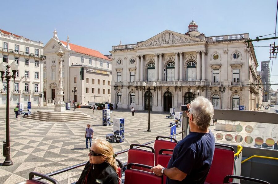Lisbon: Hop-On Hop-Off Bus Tour - Discounts and optional extras