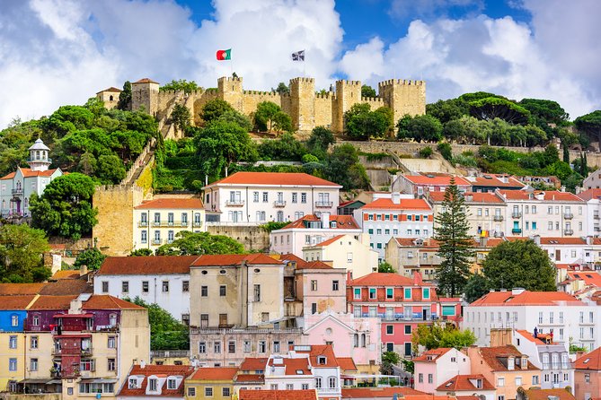 Lisbon Hop-On Hop-Off Bus, Tram Tour, River Cruise for 72/96Hour - The tram tour through Alfama, Mouraria, and Bairro Alto