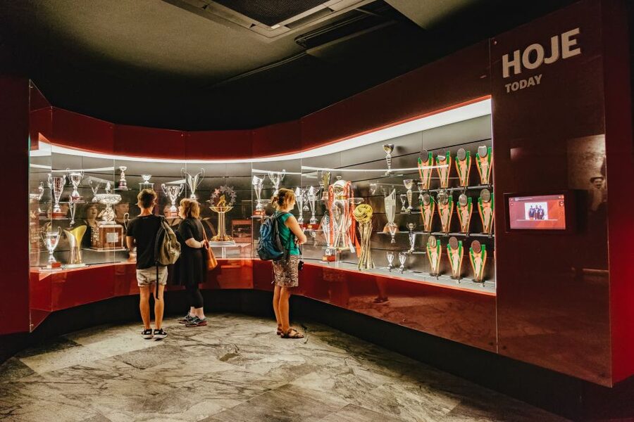 Lisbon: Luz Stadium Tour & SL Benfica Museum Ticket w/Scarf - How much time should you allow?