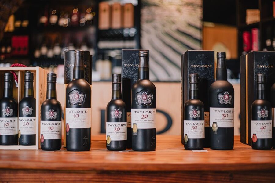 Lisbon: Port Wine Tasting at Taylor’s Shop and Tasting Room - The final glass: 10-Year-Old Tawny and Pastel de Nata
