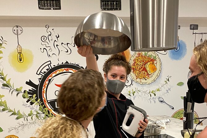 Lisbon Portuguese Cooking Class with 3-Course Dinner - The chefs make the difference