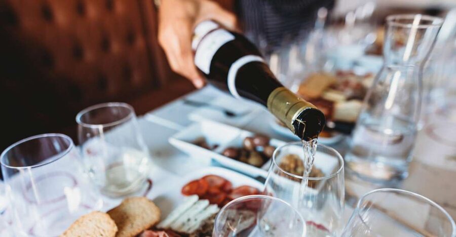 Lisbon: Portuguese Wine and Cheese Tasting with Lunch - Starting inside From The Vine in central Lisbon
