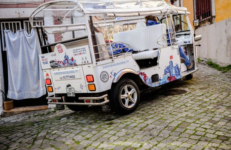 Lisbon: Private City Tour by Eco Tuk Tuk - Lisbon Cathedral and the climb into Alfama
