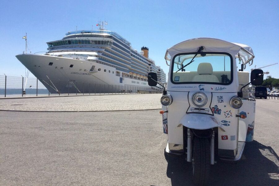 Lisbon: Private City Tour by Eco Tuk Tuk - Praça do Comércio and the Tagus finale