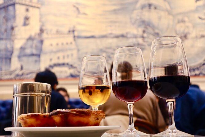 Lisbon Private Food Tour – Taste 10+ Local Dishes & Wines - Why this Lisbon food tour works well