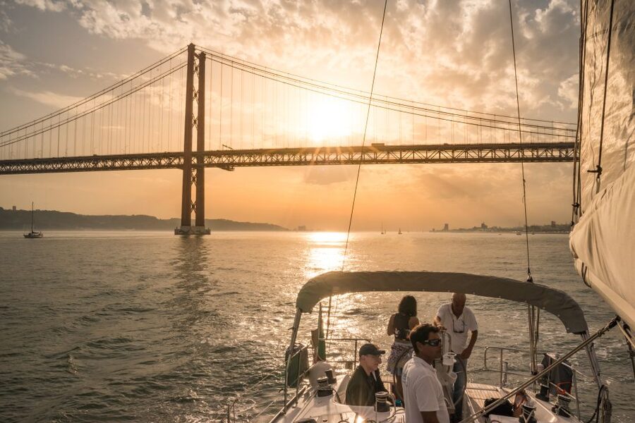 Lisbon: Private Sunset Cruise on the Tagus River with Drink - Crew service, commentary, and comfort