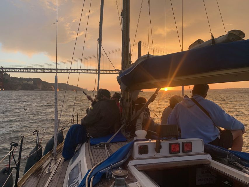 Lisbon: Sailboat Sunset Tour with a Drink - Starting at Doca de Alcântara Gate 2