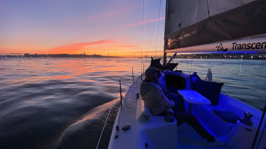 Lisbon: Sailboat Tour w/ Local Guide and Open Bar Green Wine - Six things to know before you sail