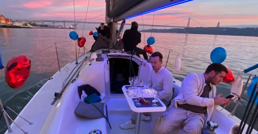 Lisbon: Sailboat Tour w/ Local Guide and Open Bar Green Wine - Safety first, then an easy cruise on the Tagus