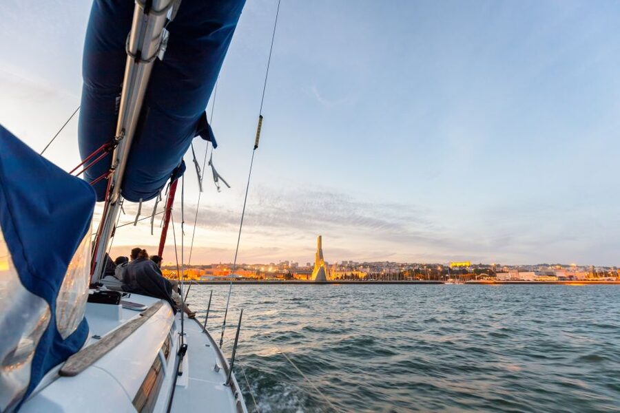 Lisbon: Sailing Tour on the Tagus River - Choosing the sunset departure