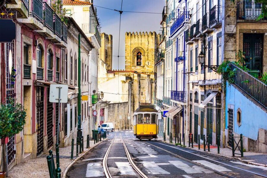 Lisbon: São Jorge Castle E-Ticket and Audio Guide - What you are really buying for $30