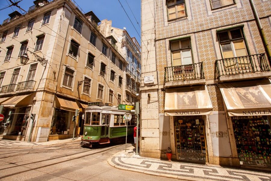 Lisbon: Segway Medieval Tour of Alfama and Mouraria - Why a Segway works well in Lisbon’s old town