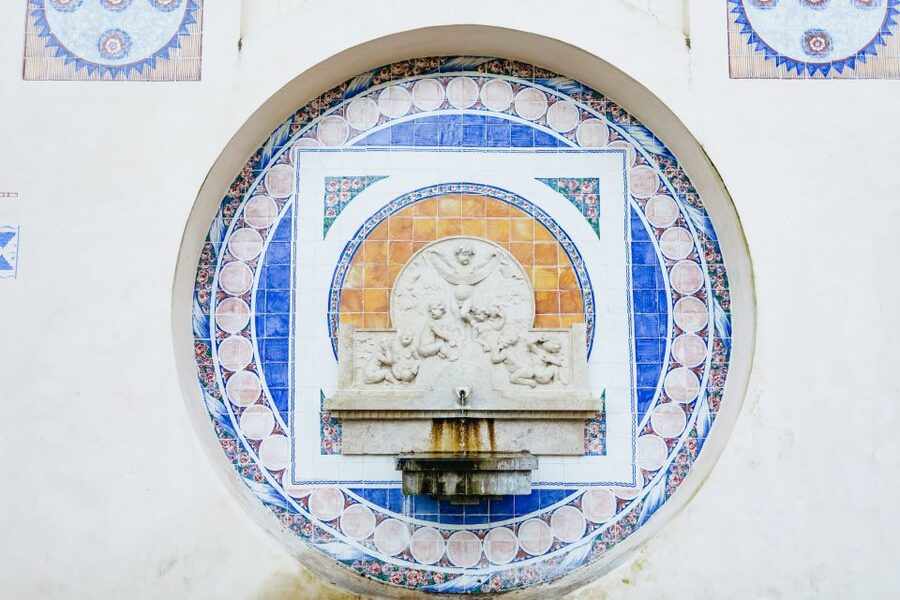 Lisbon: Sintra, Pena, Cabo da Roca, Cascais Tour with Pickup - Azenhas do Mar adds a small coastal surprise