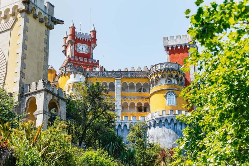 Lisbon: Sintra, Pena, Cabo da Roca, Cascais Tour with Pickup - Cascais begins the coastal side of the day