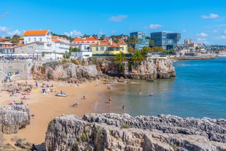 Lisbon: Sintra, Pena, Cabo da Roca Coast & Cascais Day Tour - Two hours in Cascais for lunch and independent time