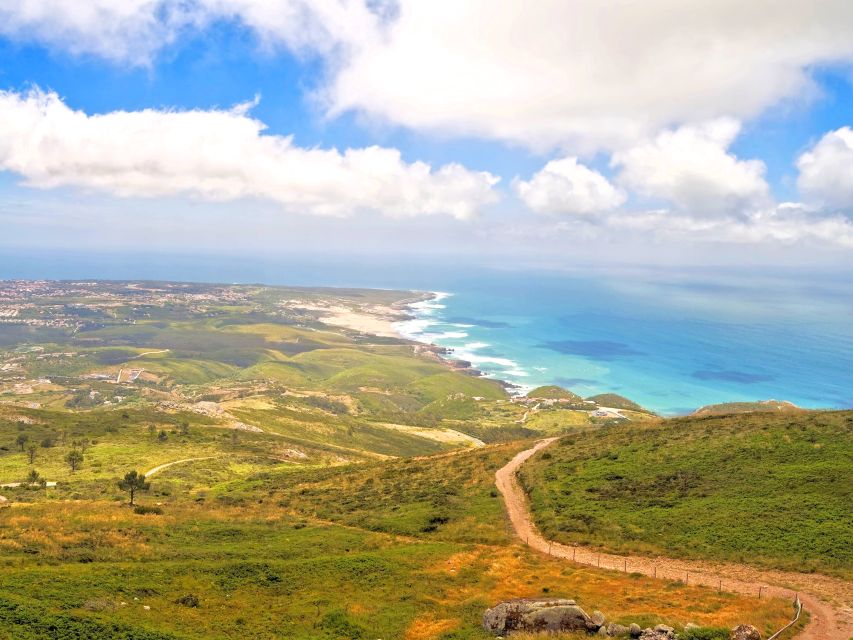 Lisbon: Sintra, Pena Palace, Cabo da Roca, & Cascais Tour - Free time in Cascais