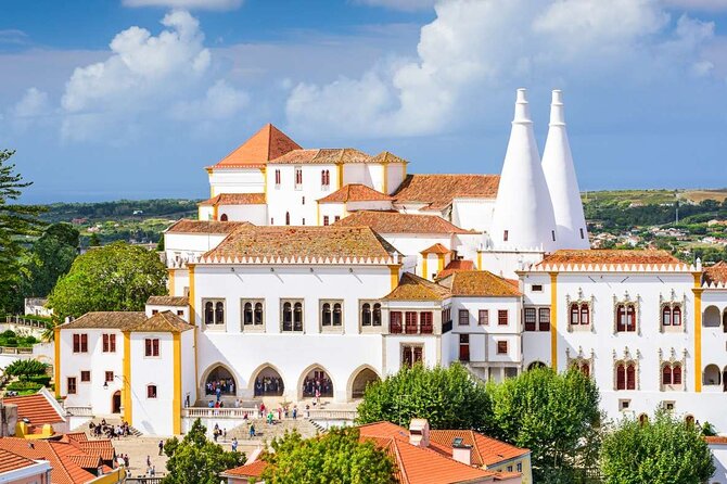 Lisbon: Sintra, Pena Palace, Cape Roca & Cascais - Guided Tour - Five useful facts before you book