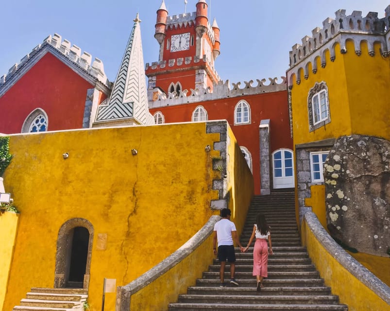 Lisbon: Sintra, Pena Palace & Cascais Guided Tour - Key points to know before booking
