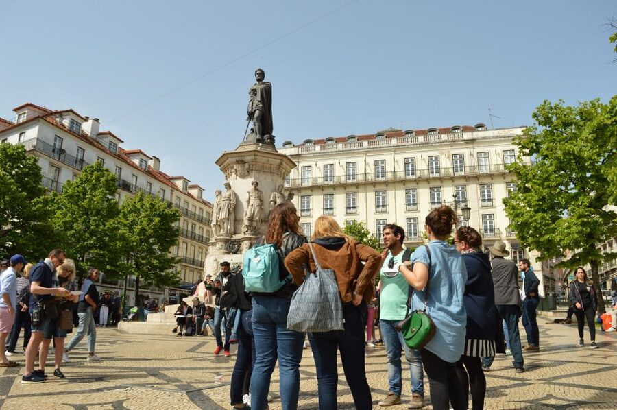 Lisbon: Starter Walking Tour to the highlights in German - Key points to know before you book