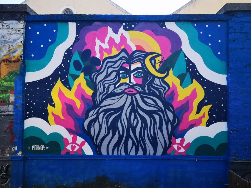 Lisbon: Street Art Tuk Tuk Tour - Who should book this tour?