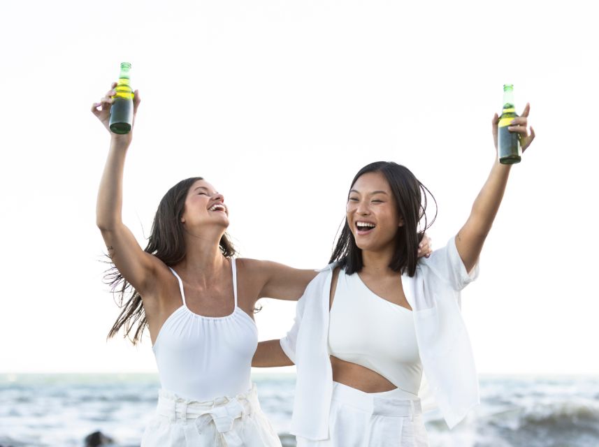 Lisbon: Sunset Boat Party Cruise with DJ and Open Bar - The social side is the real attraction