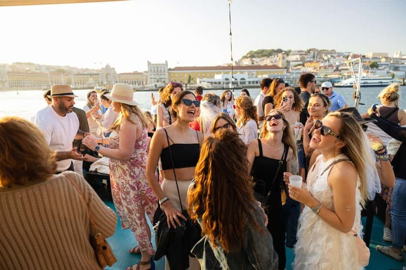 Lisbon: Sunset Boat Tour with Music and Drinks - Is $22 Good Value?