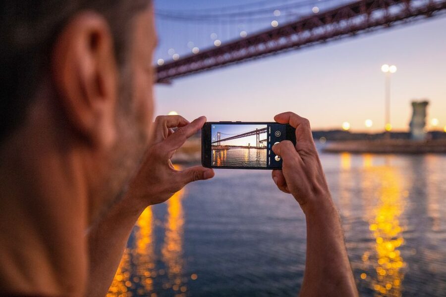 Lisbon: Sunset Cruise with Live DJ and Drinks - Key points to know before you book