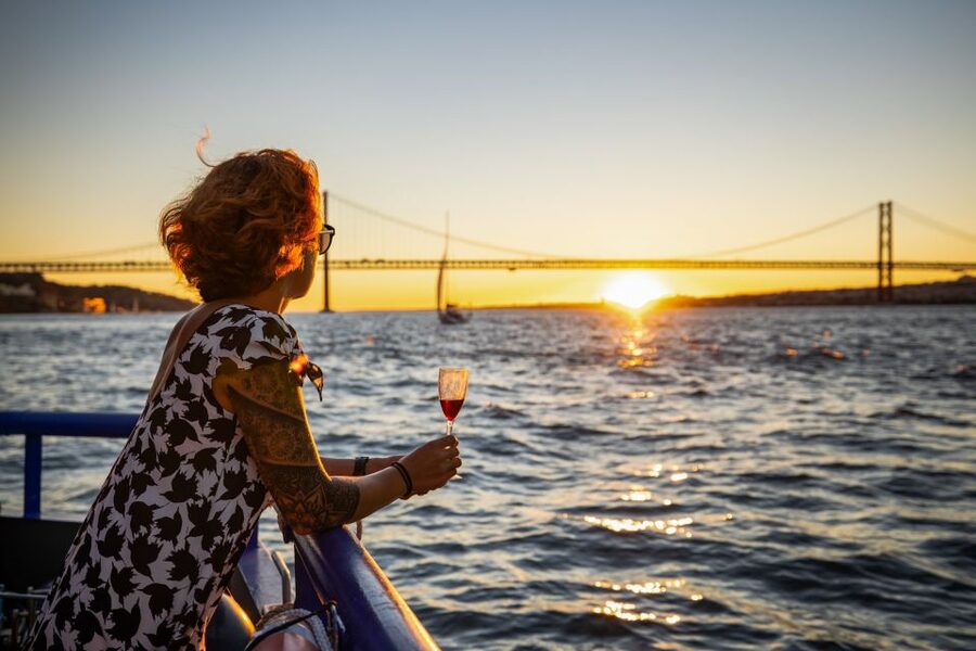 Lisbon: Sunset Cruise with Live DJ and Drinks - Sunset from the river