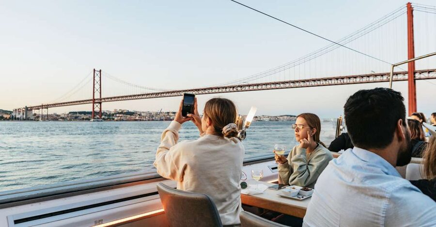 Lisbon: Sunset Cruise with Welcome Drink and Snacks - A Comfortable Boat With Two Ways to Watch Lisbon